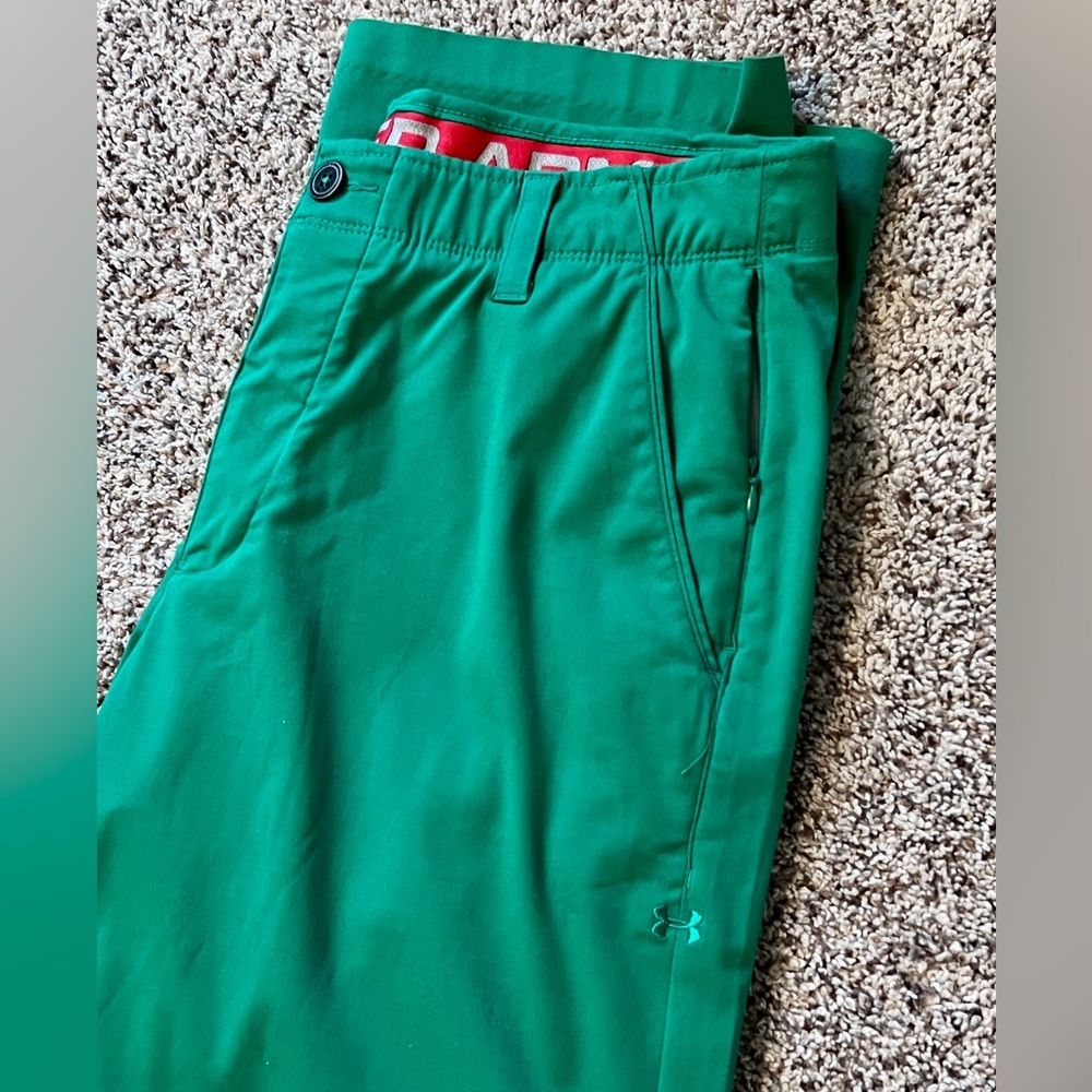 Under Armour Green golf pants size 34x30